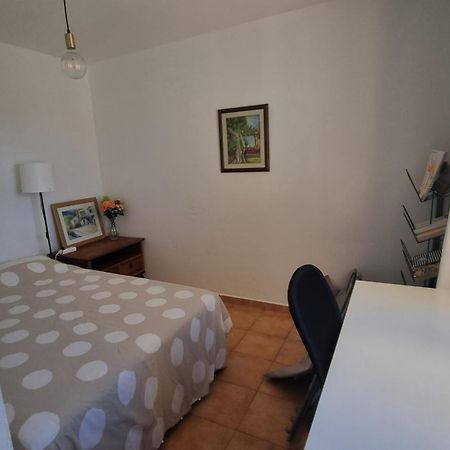 קורלחו Gilda: Beautiful Spacious Apartment. Seaview From Rooftop Terrace מראה חיצוני תמונה