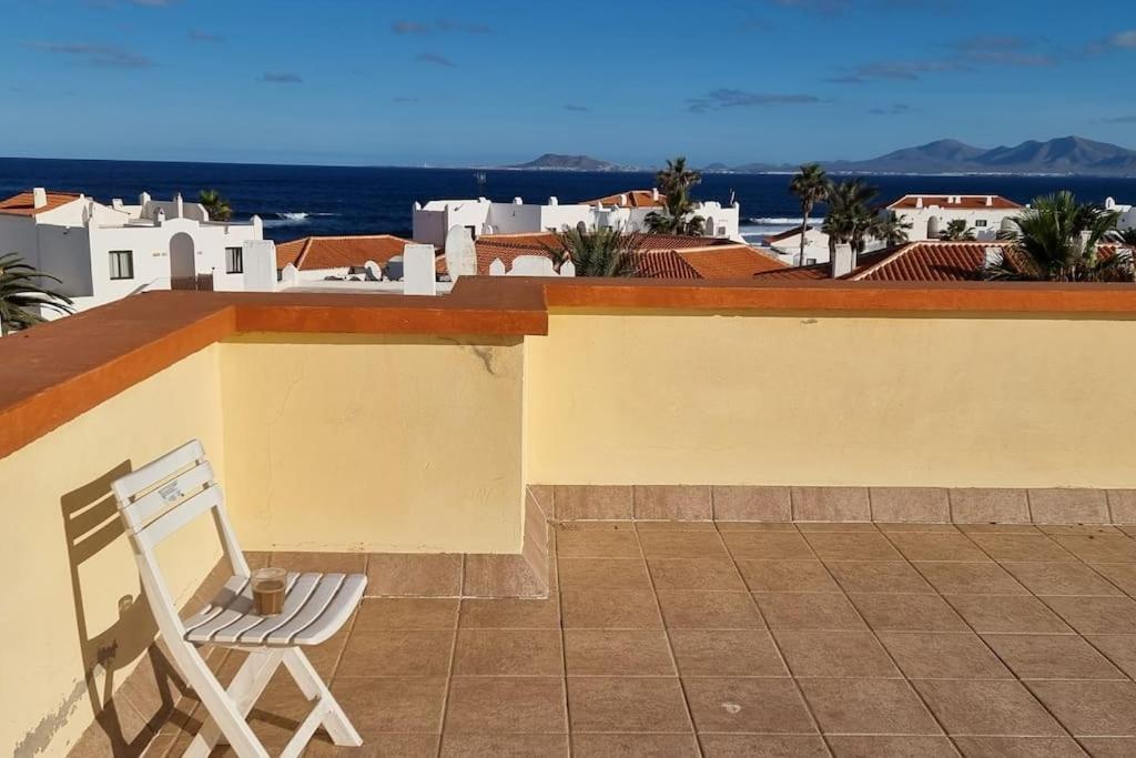 קורלחו Gilda: Beautiful Spacious Apartment. Seaview From Rooftop Terrace מראה חיצוני תמונה
