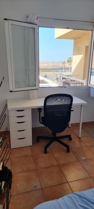קורלחו Gilda: Beautiful Spacious Apartment. Seaview From Rooftop Terrace מראה חיצוני תמונה
